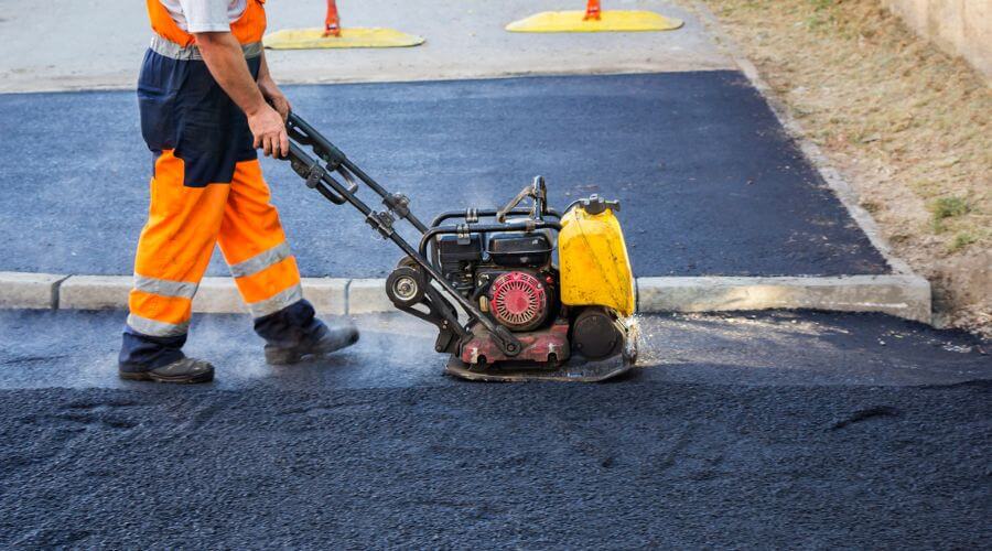 Professional gutter cleaning in Jefferson, MA